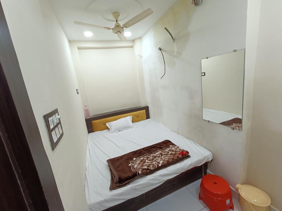 Hotel Shipra Inn Уджайн Екстериор снимка